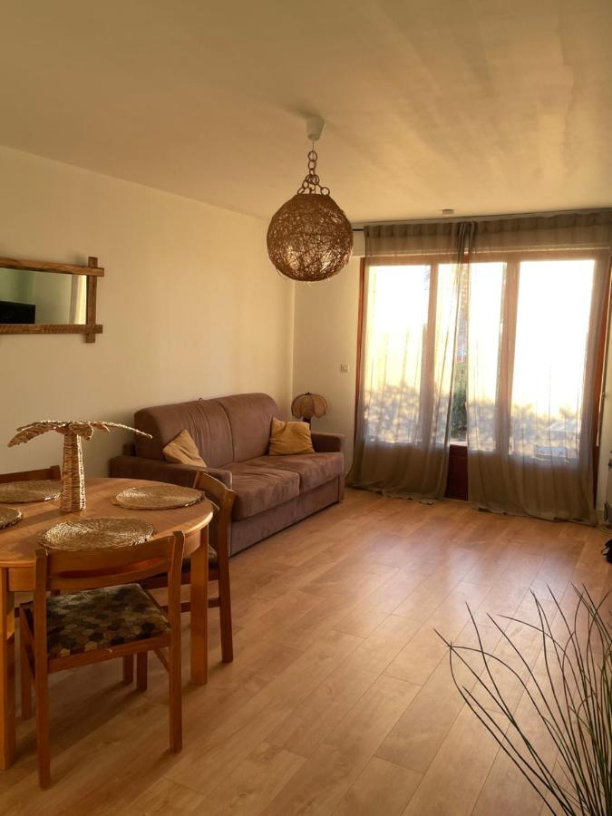 "Les Palmiers" Studio Spacieux Vue Mer Terrasse & Parking Saint-Cyr-sur-Mer Exterior foto